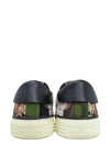 Tenis "Camouflage Butterfly sneakers"