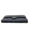 Billetera "Caviar Quilted Medium Flap Wallet"
