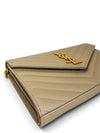 Bolso "Cassandre Envelope Wallet on Chain"