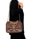Bolso "Goatskin Quilted Large Chanel 19 Flap"