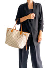 Bolso "Damier Azur Neverfull MM"