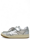 Tenis Plateados