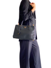 Bolso "Medium Saffiano Lux Galleria Double Zip Tote"