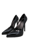 Tacones negros