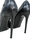 Tacones negros