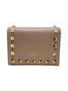 Billetera "Small Rockstud Calfskin Wallet"