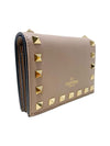 Billetera "Small Rockstud Calfskin Wallet"