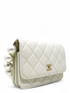 Bolso "Calfskin Quilted Mini Maxi Pearls Wallet On Chain WOC White"