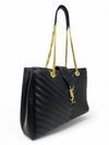 Bolso "Matelasse Chevron Monogram Shopping Bag"