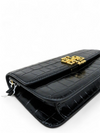Bolso "Eleanor Embossed Small Convertible Shoulder Bag"