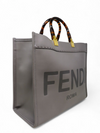 Bolso "Sunshine Medium en Dove Gray Leather Shopper"