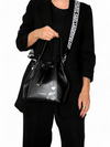 Bolso "Adele Bucket Bag"