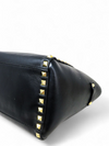 Bolso "Leather Medium Rockstud Tote"