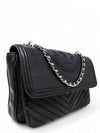 Bolso "Fleming Distressed Flap Shoulder Bag"