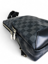Morral "Avenue Sling Bag"