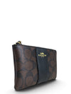 Clutch "Corner Zip Wristlet"