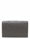 Bolso "Monogram Embossed Kate Wallet on Chain"