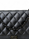 Bolso "Boy Wallet On Chain"