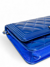 Bolso "Metallic Patent Calfskin Quilted Boy Wallet On Chain"