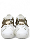 Tenis "Rockstud Accents Leather Sneakers"