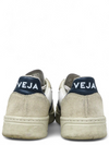 Tenis "V-10"