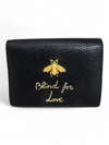 Billetera "Blind for Love"