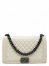 Bolso "Lambskin Quilted Medium Boy Flap"