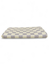 Billetera "Damier Azur Pattern Zippy Wallet"