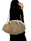 Bolso "GG Signature Sukey Tote"