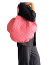 Bolso "Cocomark Drawstring Tote Quilted Caviar"