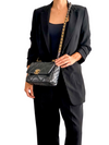 Bolso "Lambskin Quilted Medium Chanel 19 Flap"