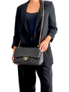 Bolso "Lambskin Classic Jumbo Double Flap Bag"