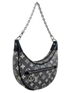 Bolso "Monogram Denim Loop Bag"