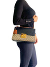 Cartera "GG Supreme Medium Padlock Shoulder Bag"