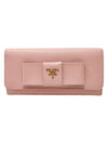Billetera "Saffiano Lux Leather Continental Wallet"