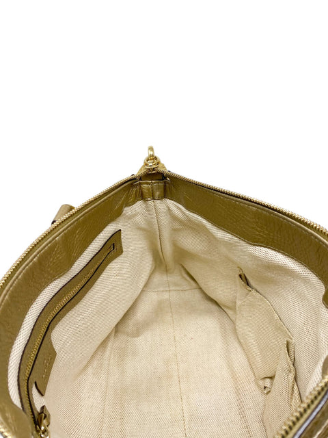 Bolso "Pebbled Calfskin Small Soho Top Handle Bag"
