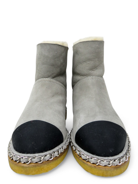 Botas "Chain Trim Shearling Lined Boots"