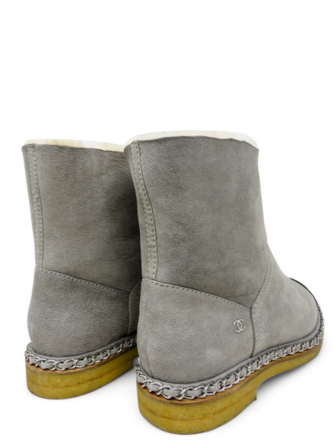 Botas "Chain Trim Shearling Lined Boots"