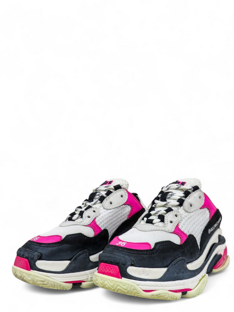 Tenis "Triple S Chunky Sneakers"