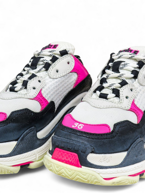 Tenis "Triple S Chunky Sneakers"