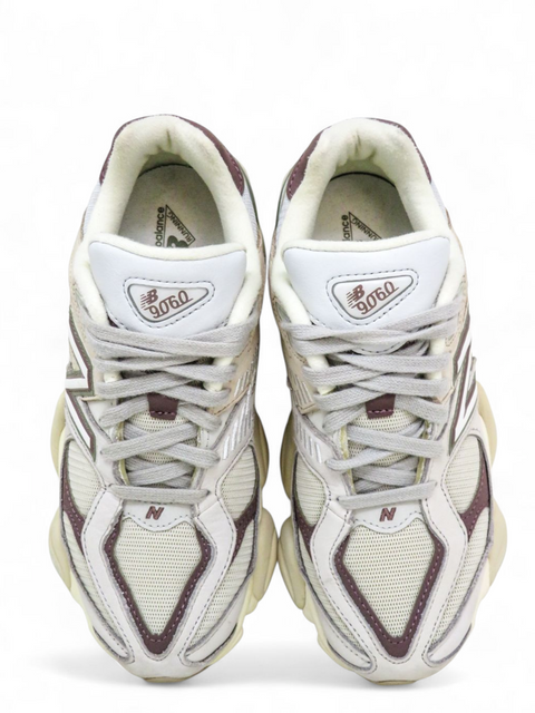 Tenis "9060"