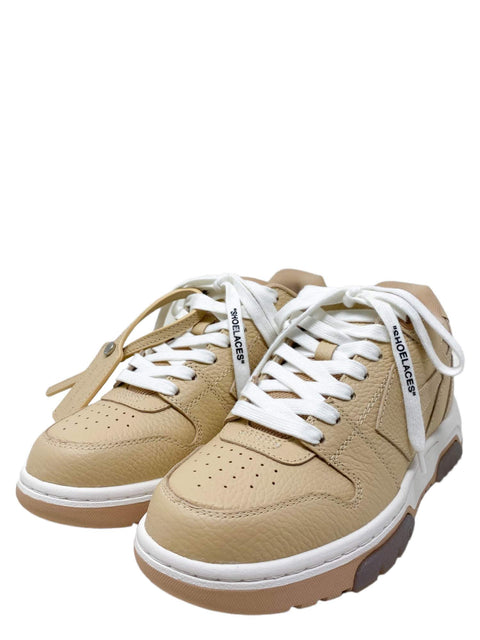 Tenis "Out of Office"