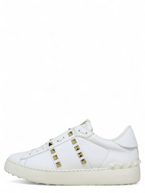 Tenis "Rockstud Accents Leather Sneakers"
