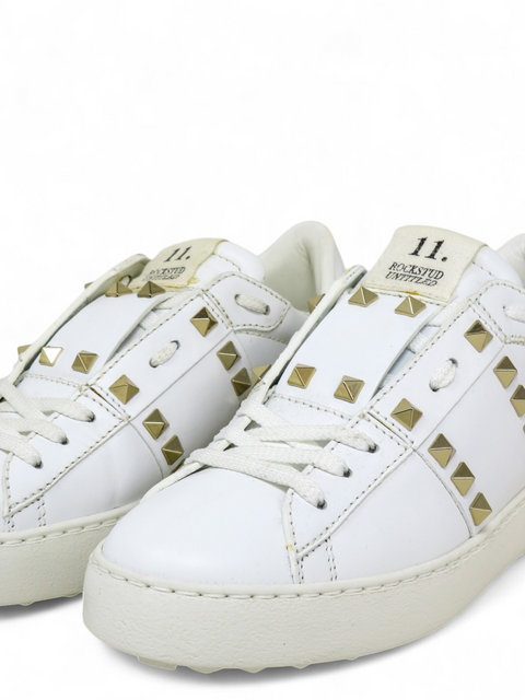 Tenis "Rockstud Accents Leather Sneakers"