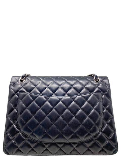 Bolso "Lambskin Quilted Maxi Double Flap"