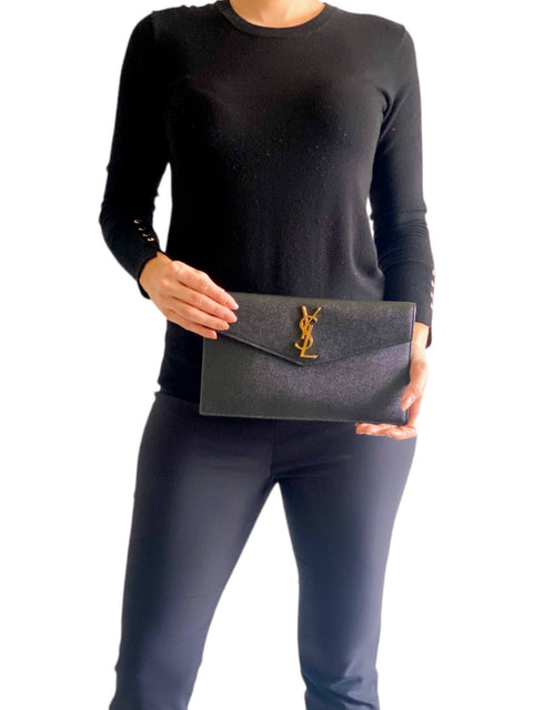 Bolso "Uptown Pouch In Grain De Poudre Embossed Leather"