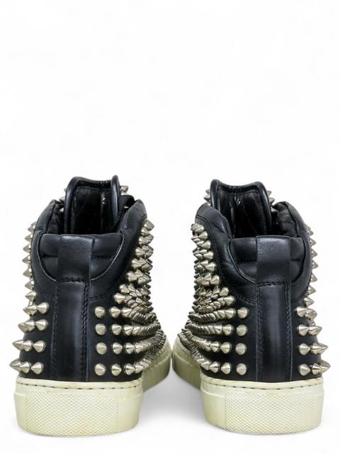 Tenis "Studs"