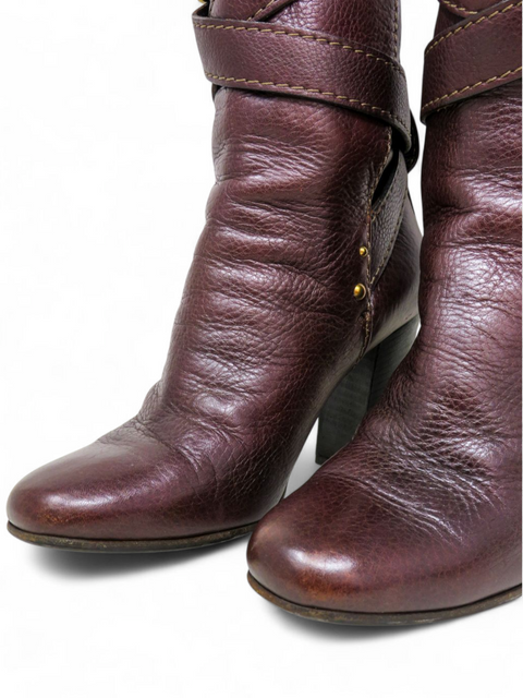 Botas Cafés