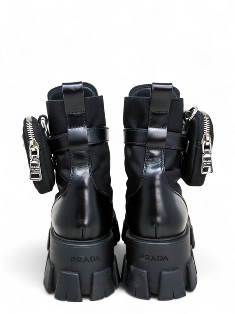 Botas "Monolith Brushed Leather and Nylon Boots With Pouch"