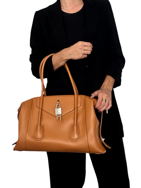 Bolso "Large Antigona Soft Lock"
